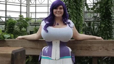 Plumper Tits Porn GIFs 